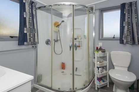 Photo of property in 380 Welcome Bay Road, Welcome Bay, Tauranga, 3175