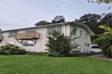 Photo of property in 25a Woodvale Grove, Fairfield, Lower Hutt, 5011