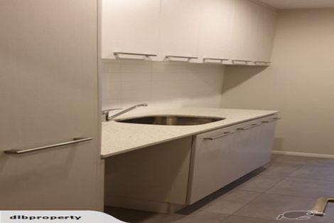 Photo of property in 142a Holly Road, St Albans, Christchurch, 8014