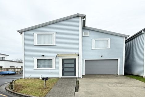 Photo of property in 6 Riroriro Close, Papakura, 2110