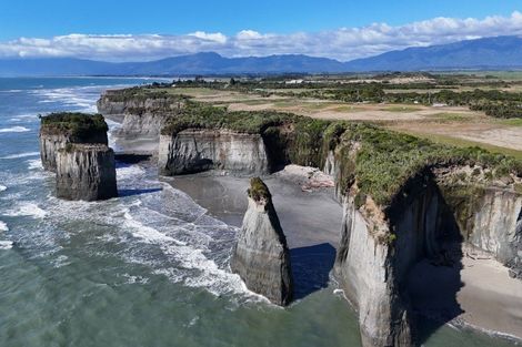 Photo of property in 986c Cape Foulwind Road, Cape Foulwind, 7892