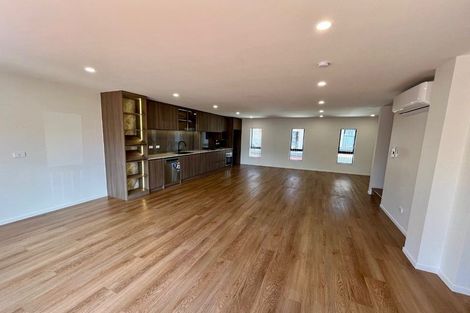 Photo of property in 41a Kelwyn Road, Kelston, Auckland, 0602