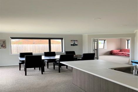 Photo of property in 234a Dixon Road, Fitzroy, Hamilton, 3206