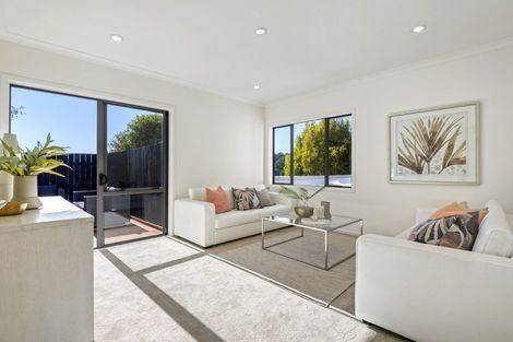 Photo of property in 14 Durbin Court, Greenhithe, Auckland, 0632