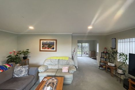 Photo of property in 236 Kilkenny Drive, East Tamaki Heights, Auckland, 2016