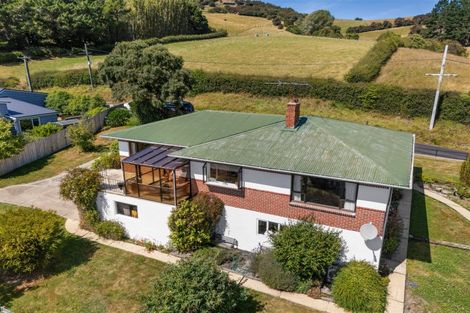 Photo of property in 8 Allen Road, Green Island, Dunedin, 9018