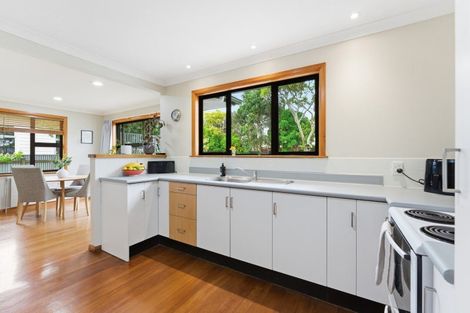 Photo of property in 114 Pahiatua Street, Hokowhitu, Palmerston North, 4410