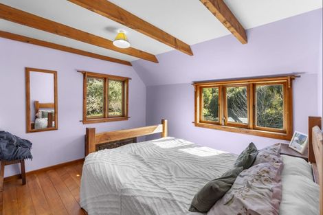 Photo of property in 9 Harmans Track, Little River, 7591