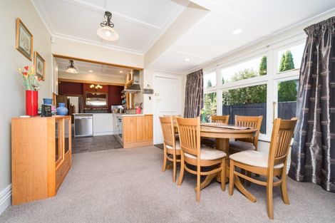 Photo of property in 360 Featherston Street, Palmerston North, 4414