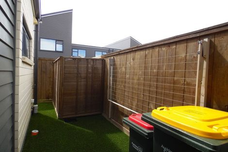 Photo of property in 33 Saltmarsh Road, Hobsonville, Auckland, 0616