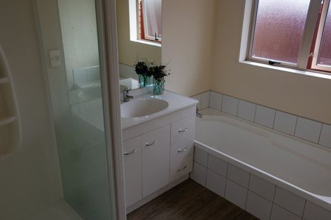 Photo of property in 1 Juliet Place, Rolleston, 7614