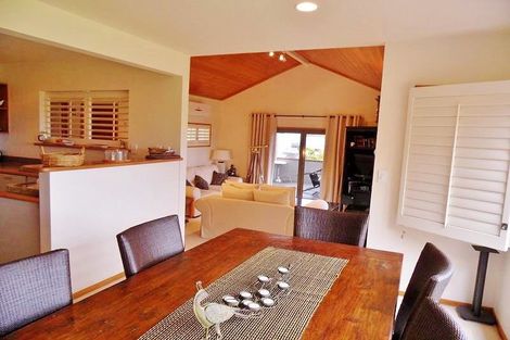 Photo of property in 115 Pacific View Drive, Whangamata, 3620