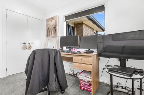 Photo of property in 4/9 Heath Street, Saint Andrews, Hamilton, 3200