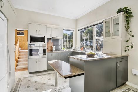 Photo of property in 356 The Parade, Island Bay, Wellington, 6023