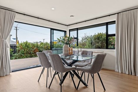 Photo of property in 190 Estuary Road, South New Brighton, Christchurch, 8062