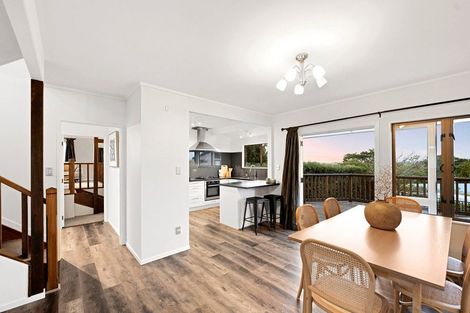 Photo of property in 12 Pohutukawa Drive, Pukete, Hamilton, 3200