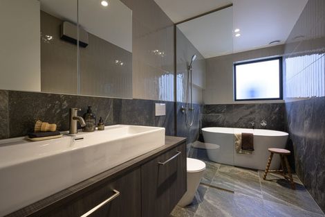 Photo of property in 30a Gracefield Avenue, Christchurch Central, Christchurch, 8013