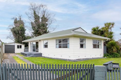 Photo of property in 25 Dalton Crescent, Dinsdale, Hamilton, 3204