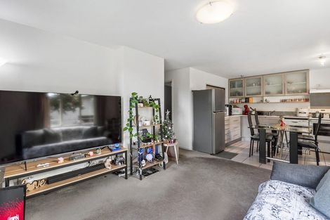 Photo of property in 38 Saddleback Rise, Murrays Bay, Auckland, 0630