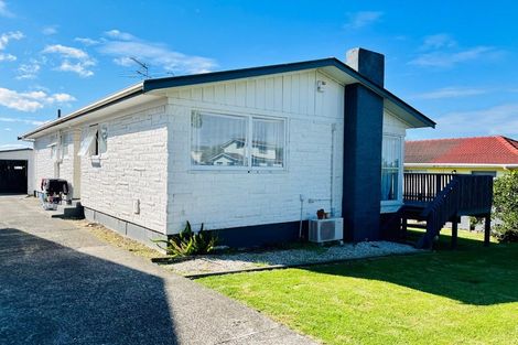 Photo of property in 24 Frangipani Avenue, Manurewa, Auckland, 2102
