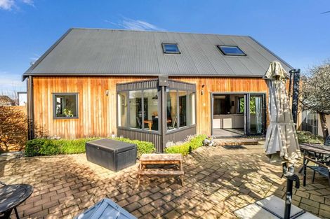 Photo of property in 3/48 Mcfaddens Road, St Albans, Christchurch, 8052