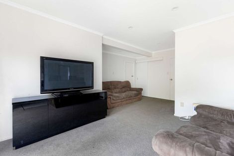 Photo of property in 12 Ash Place, Whalers Gate, New Plymouth, 4310