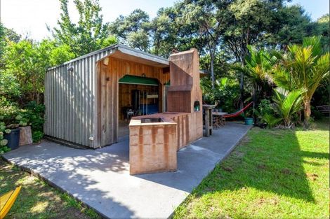 Photo of property in 5 Waihirere Drive, Tuateawa, Coromandel, 3583