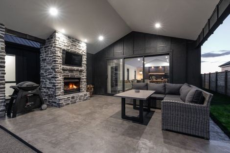 Photo of property in 42 Hugo Shaw Drive, Cambridge, 3434