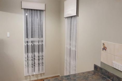 Photo of property in 50 Aniseed Grove, Timberlea, Upper Hutt, 5018