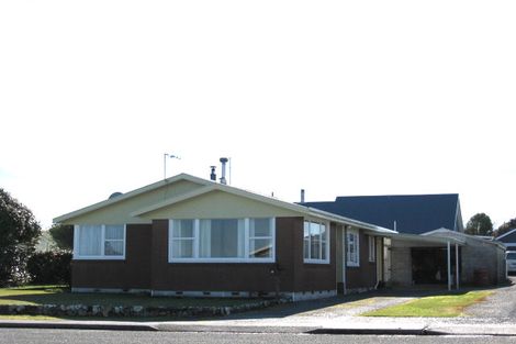 Photo of property in 70 Hampden Street, Hokitika, 7810