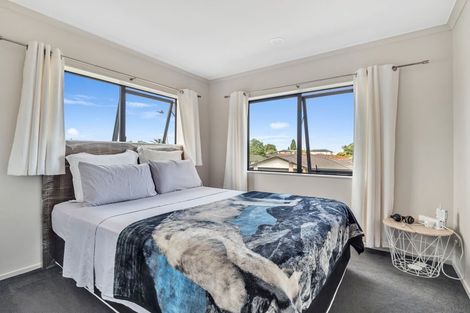 Photo of property in 8 Hansen Place, Takanini, 2112