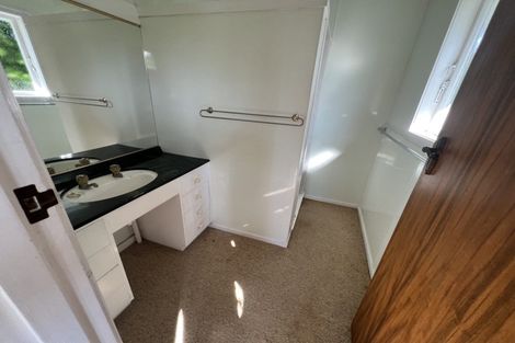 Photo of property in 7 Norma Avenue, Te Atatu South, Auckland, 0610