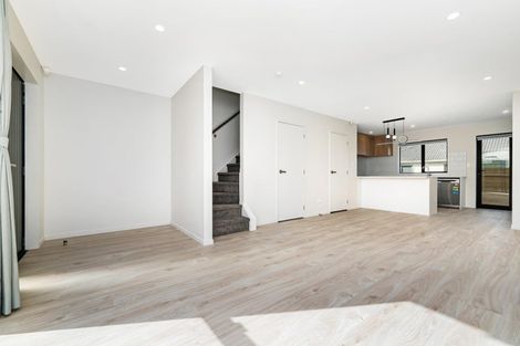 Photo of property in 5/63 Cambridge Terrace, Papatoetoe, Auckland, 2025