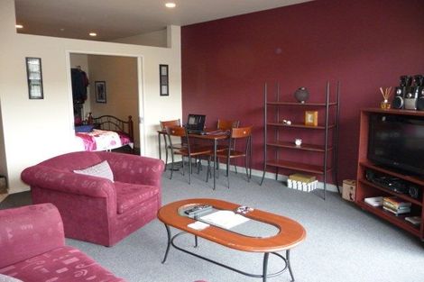 Photo of property in Atrium Towers, 8g/154 The Terrace, Wellington Central, Wellington, 6011