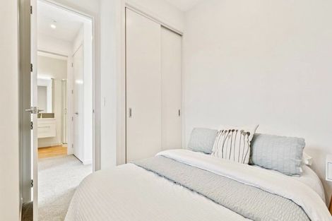 Photo of property in 2/38 Jane Maree Road, Kumeu, 0810