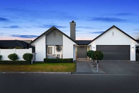 Photo of property in 3 Gilchrist Place, Kaiapoi, 7630