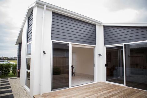 Photo of property in 10 Franks Way, Papamoa Beach, Papamoa, 3118