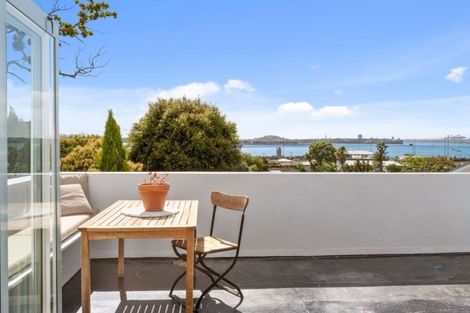 Photo of property in 2 Milton Road, Northcote Point, Auckland, 0627