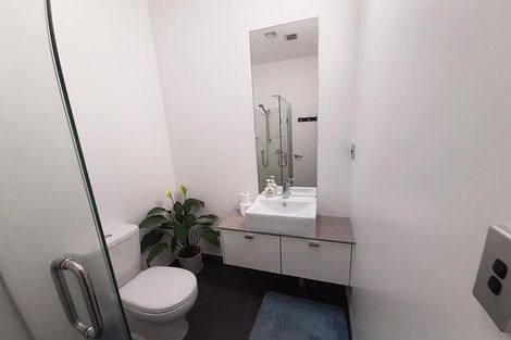 Photo of property in 76g Edmonton Road, Henderson, Auckland, 0612