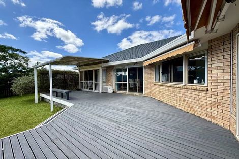 Photo of property in 164 Millhouse Drive, Golflands, Auckland, 2013
