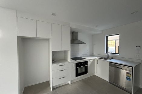 Photo of property in 43 Raupeti Lane, Henderson, 0612