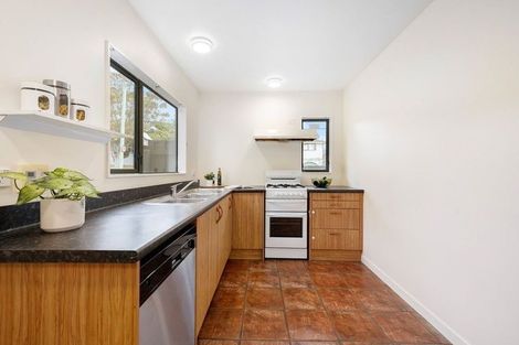 Photo of property in 4 Chamberlain Road, Karori, Wellington, 6012