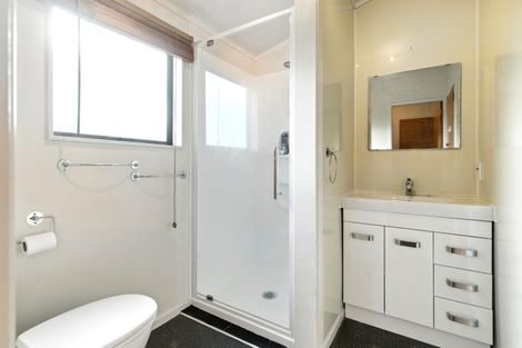 Photo of property in 16 Grace Avenue, Te Aroha, 3320