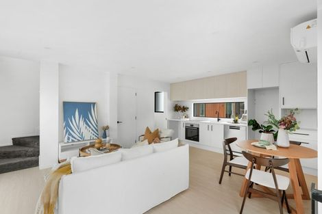 Photo of property in 6 Centennial Avenue, Riccarton, Christchurch, 8041