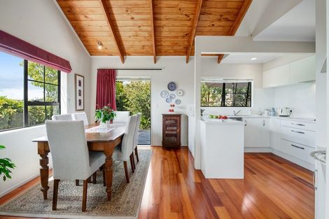 Photo of property in 1/8 Rifleman Rise, Unsworth Heights, Auckland, 0632