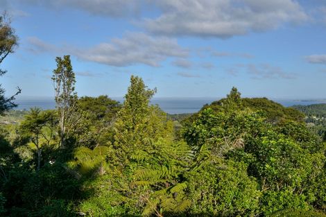 Photo of property in 162 Scenic Drive, Titirangi, Auckland, 0604