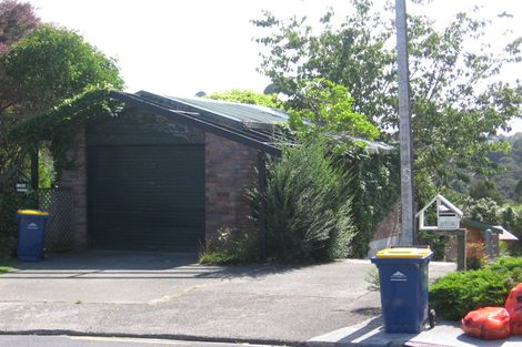 Photo of property in 2/10 Titiwai Place, Birkenhead, Auckland, 0626