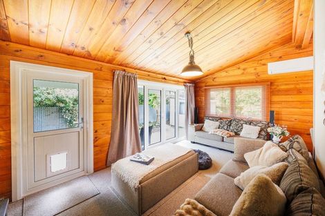 Photo of property in 2 Dalrymple Place, Marton, 4710