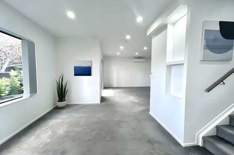 Photo of property in 2a Marinich Drive, Ranui, Auckland, 0612