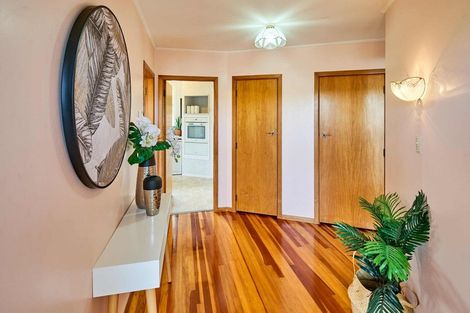 Photo of property in 50 Mark Avenue, Paparangi, Wellington, 6037